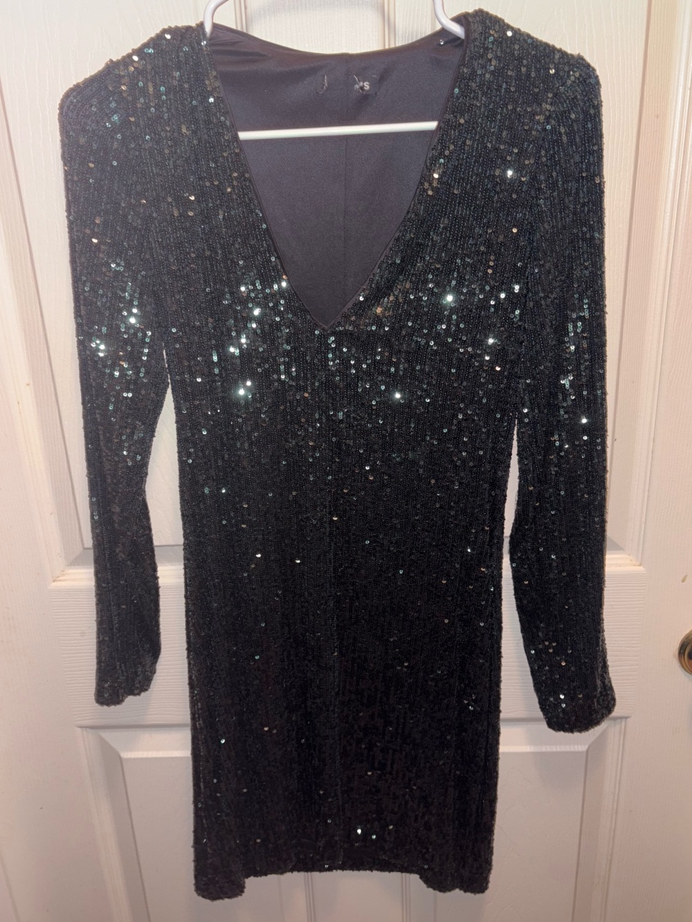 Express Dark Green Sequin V-Neck Long Sleeve Dress